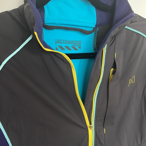 Helly Hansen training jacket - Picture 3 of 3